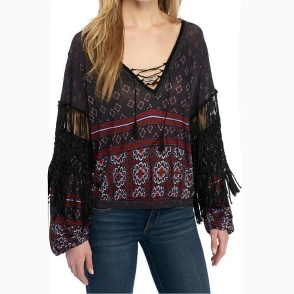Free People Top Fringed Macrame Front Tie V-Neck Long Sleeve Black Multi L NWT - Picture 3 of 16